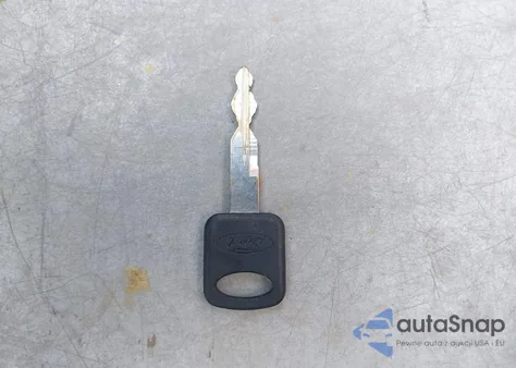 2015 Ford Police Interceptor z USA, uszkodzony, nr VIN 1FAHP2L89FG117738